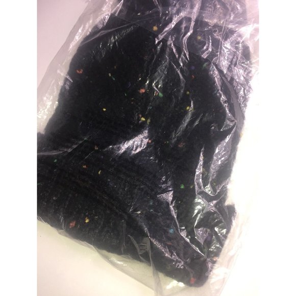 Steve Madden Speckled Cable Beanie in Black, Retail $32.00 - Picture 7 of 8